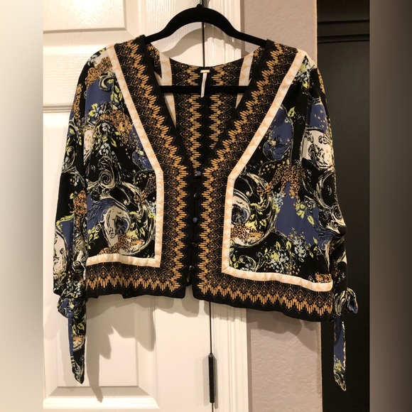 Sold ❤️ Free People Catch Me If You Can Top {XS} - Picture 4 of 6